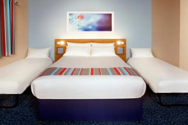 غرفة عائلية، Travelodge Burton M6 Northbound 1/1