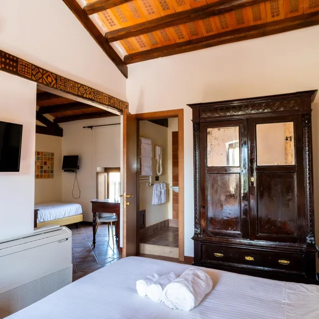 غرفة قياسية ثلاثية، GRAND HOTEL LA BATIA 6/10