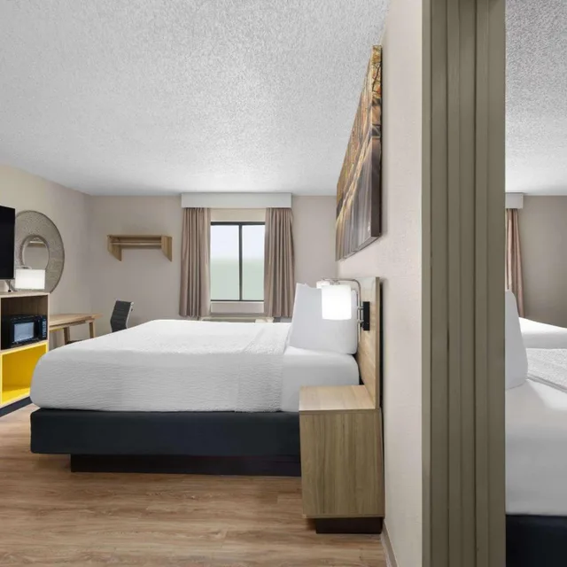جناح ديلوكس، Days Inn By Wyndham Carthage 4/10