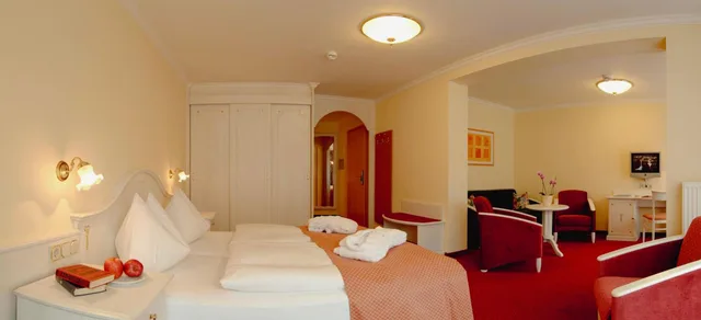 جناح، Norica Hotel 2/5