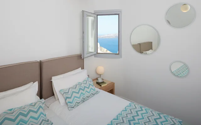 جناح غراند بإطلالة على البحر، Volcano View Hotel 2/4