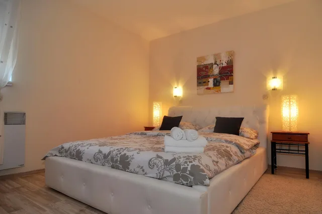 شقة بإطلالة على المسبح بشرفة بغرفتي نوم، Villa Vanilla 2/10