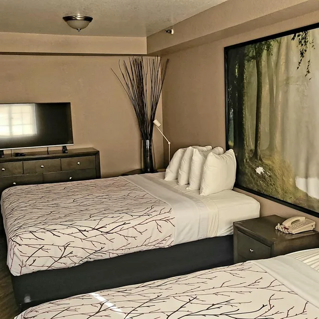 جناح تنفيذي، Rancho San Diego Inn and Suites (Ex SureStay Plus Hotel by Best Western El Cajon) 4/10