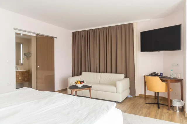 شقة، Amiral Hotel 3/4