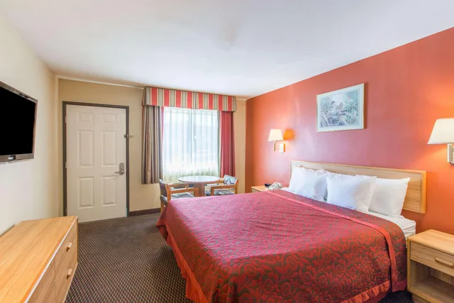 غرفة بسرير مزدوج، Days Inn By Wyndham Tucson Airport 1/4