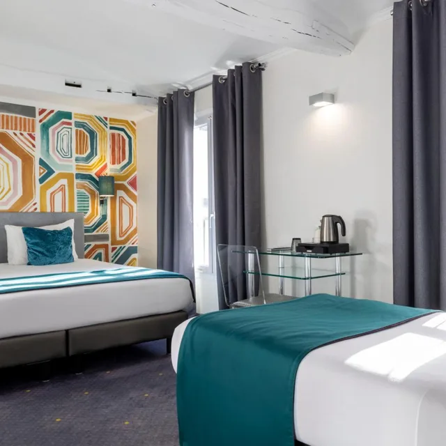 غرفة ثلاثية، Atn Hotel 4/8