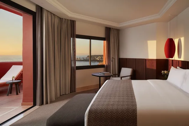 جناح بسرير كينج بإطلالة على الحديقة، Tivoli La Caleta Tenerife Resort 1/4