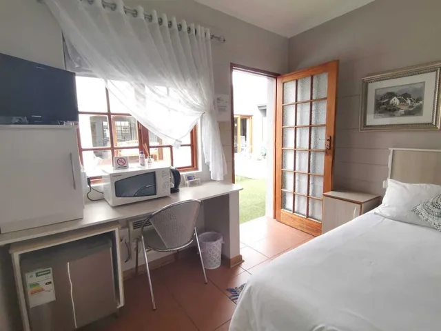 غرفة مفردة بسرير مزدوج، Rene's Guesthouse 3/3