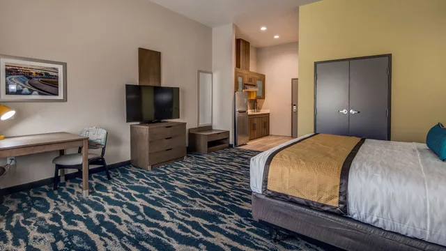غرفة قياسية بسرير كينج بمطبخ صغير لذوي الإعاقة، Executive Residency By Best Western Corpus Christi 8/10