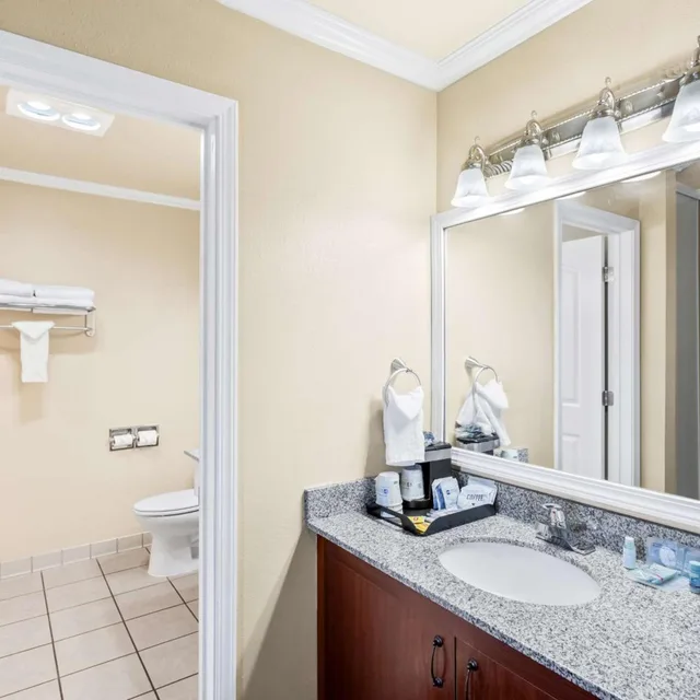 جناح بسريرين كوين مع أريكة، Best Western Miner's Inn 3/3