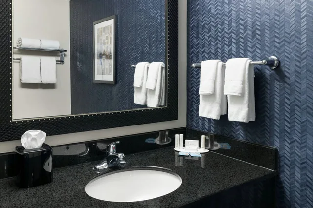 جناح بسريرين كوين، Fairfield Inn Suites South Bend At Notre Dame 2/3