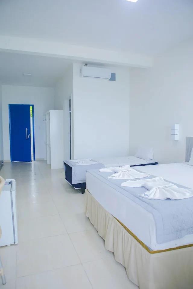 غرفة سوبيريور ثلاثية بسرير مزدوج وسرير فردي بشرفة، La Suite Praia 2/9