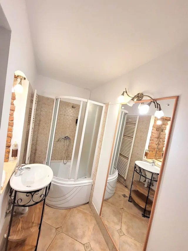 استوديو عائلي بسرير مزدوج مع أريكة، Main Square Apartments More 4/4