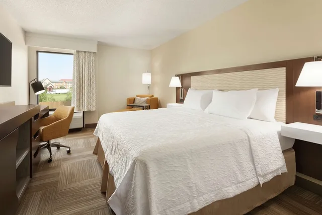 غرفة بسرير كينج لذوي الإعاقة، Hampton Inn Houston Hobby Airport 2/6
