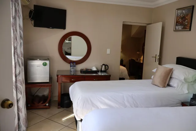 غرفة فاخرة بغرفتي نوم، Lakeview Boutique Hotel Conference Centre 1/8