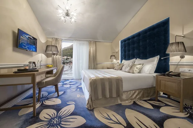 غرفة سوبيريور ثلاثية بشرفة مع سرير سحّاب إضافي، Grand Hotel Slavia 1/5