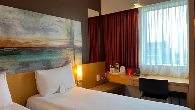 غرفة بريميوم بسرير فردي، Ibis One Central 9/10