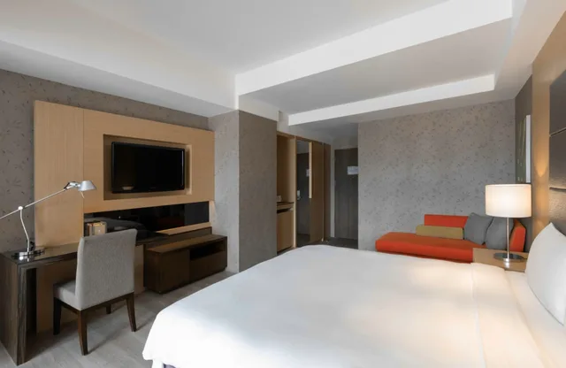 غرفة بريميير بسرير كينج بإطلالة على البحر، Lakeshore Hotel Hualien 7/10