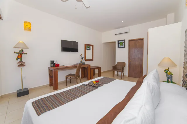 غرفة قياسية بسرير كينج بإطلالة على البحر، Quinta Bella Huatulco 2/9