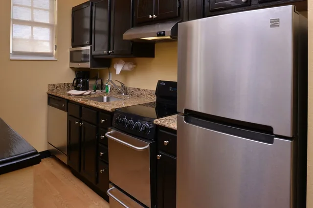 جناح بسرير كينج بغرفة نوم واحدة، Towneplace Suites Miami Lakes 6/6