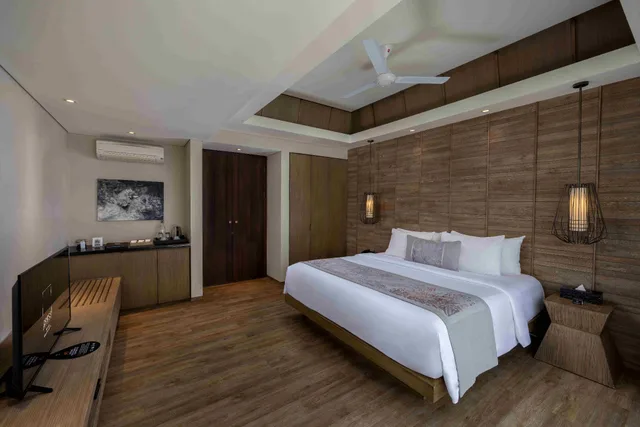 2 Bedrooms, Pool, Deluxe, Villa, 2 King Beds، Cross Bali Breakers 2/3