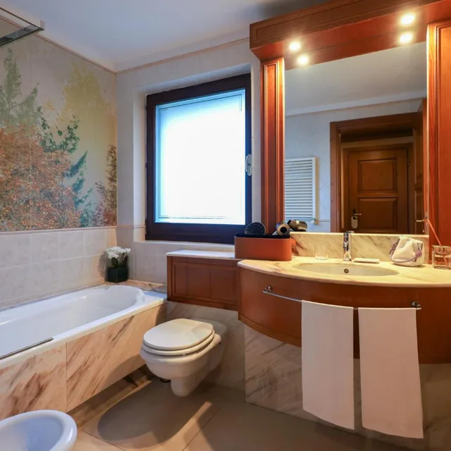 غرفة كلاسيكية بسرير مزدوج أو سريرين منفصلين، Qc Terme Montebianco 3/4