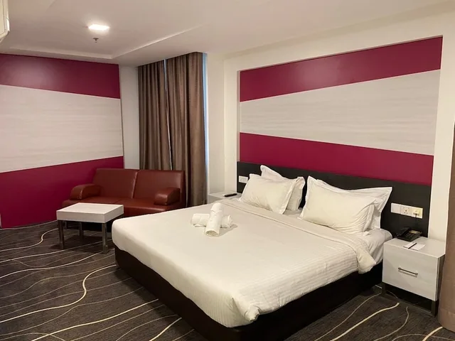 جناح بزنس بسرير كينج، De Palma Hotel Shah Alam 1/5