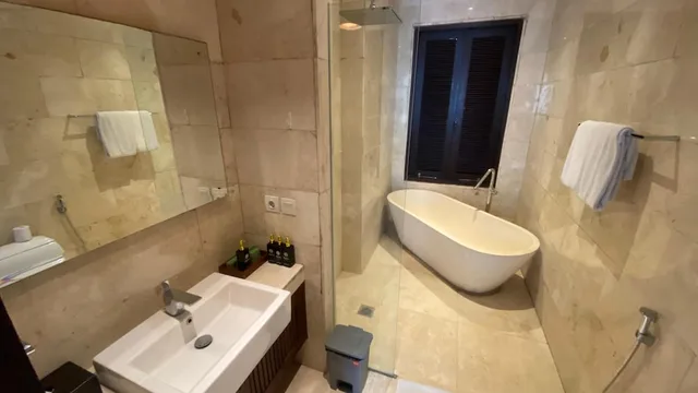 Deluxe, Queen Bed, Kitchen, D Djabu Villas Canggu 3/3