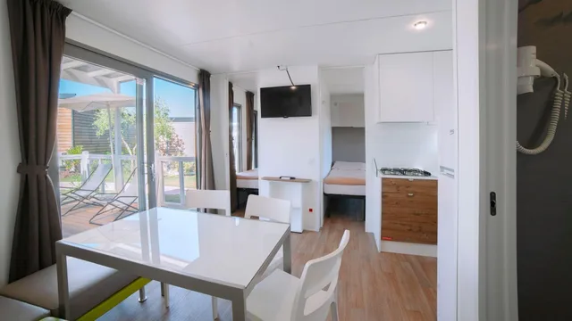 Mobile Home, Premium, 1 Double and 4 Single Beds، Vacanze Camping Boutique 6/8
