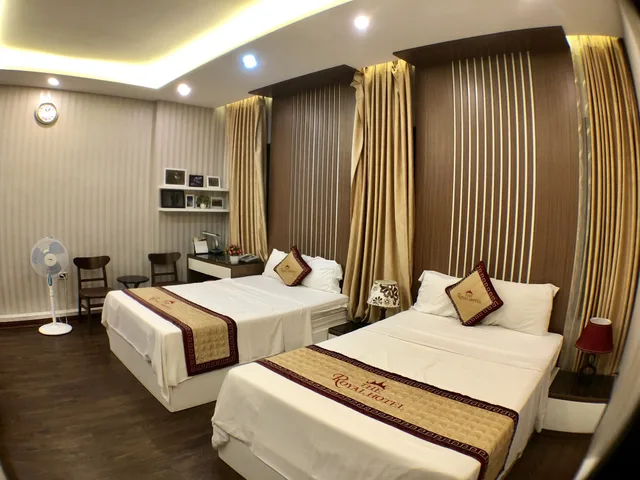 غرفة عائلية بسرير مزدوج وسرير فردي، The Royal Hotel 4/7