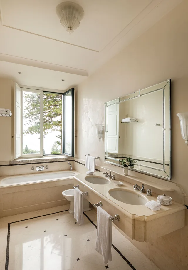 جناح ديلوكس بإطلالة على البحر، Grand Hotel Timeo A Belmond Hotel Taormina 10/10