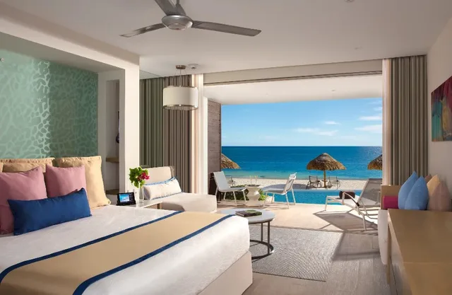 Preferred Club, Swim Out, Double Bed, Ocean Front، Secrets Riviera Cancun Resort & Spa 1/2
