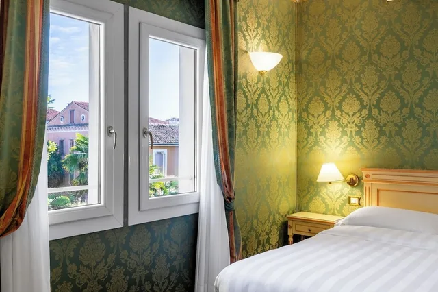 غرفة سوبيريور بسريرين منفصلين مع أريكة، Hotel Villa Delle Palme 5/10