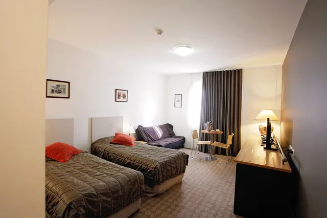 غرفة بسريرين منفصلين، Golden Pebble Hotel 3/9