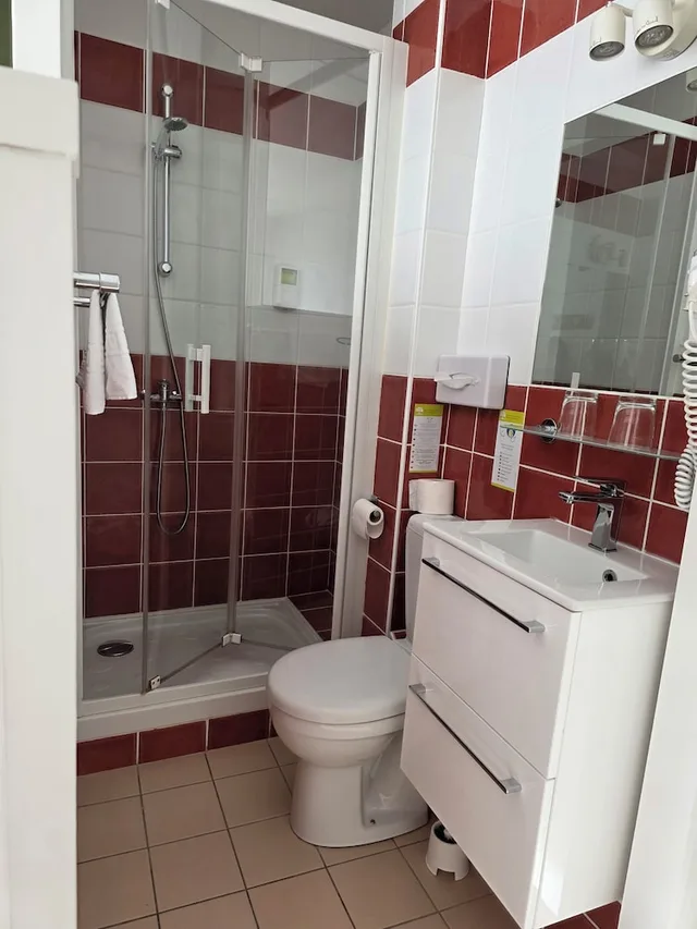 غرفة بسرير كوين، Hotel Des Halles 8/9