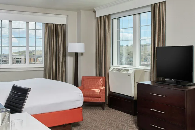 جناح جونيور بسرير كينج، Hotel Alex Johnson Rapid City Curio Collection By Hilton 1/6