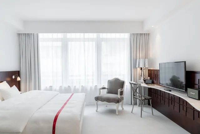 Wow, King Bed، Ruby Coco Hotel Dusseldorf 1/6