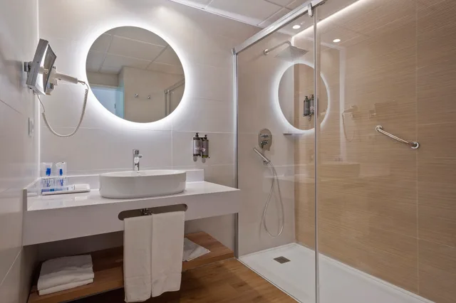 غرفة بريميوم بسرير مزدوج أو سريرين منفصلين، Hotel Best Terramarina 5/5