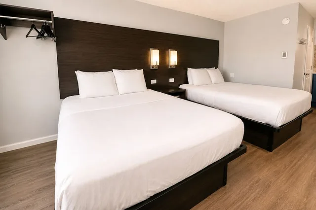 غرفة بسريرين كوين بمطبخ صغير، Envi Boutique Hotel 8/10