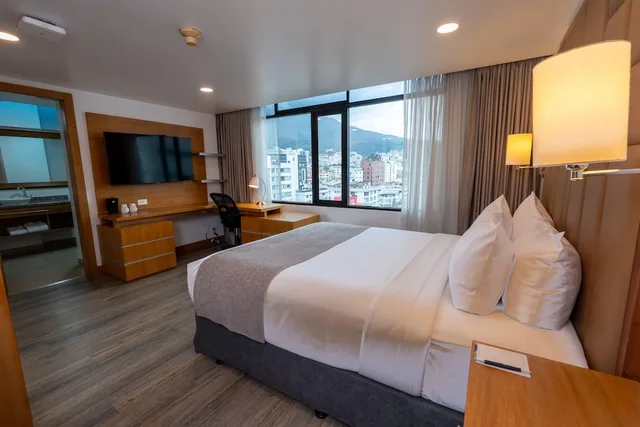 جناح بريميوم جونيور بسرير كينج، Wyndham Garden Quito 7/10