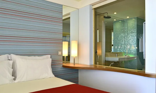 Deluxe, Double Bed, Lateral Side Sea View، Pestana Dom Joao II Beach and Golf Resort 1/2