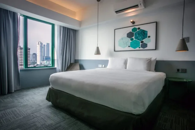 جناح عائلي بسرير كينج وسريرين منفصلين بغرفتي نوم، Z Hotel Johor 2/6