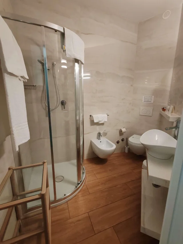Room, Queen Bed, Side Sea View, Balcony، Hotel Bellevue, Sure Hotel Collection by Best Western 5/5