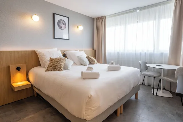 استوديو بسرير كوين بمطبخ صغير، Sevenline Aparthotel Purpan Toulouse 1/2
