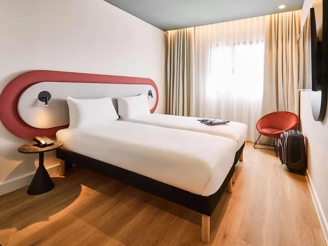 غرفة بزنس بسرير مزدوج، Ibis Styles Madrid Airport Valdebebas 1/10