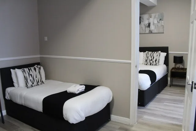 غرفة عائلية بسرير مزدوج وسريرين منفصلين، The Mitre Hotel 2/10