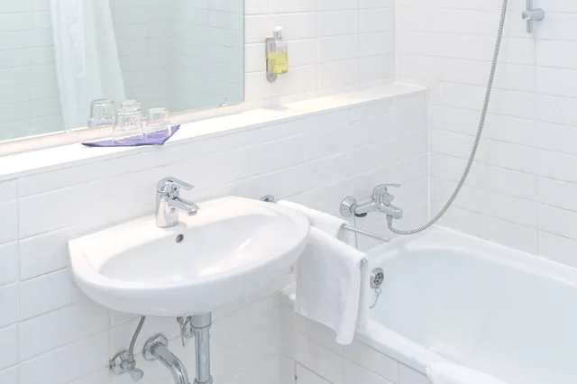 غرفة قياسية بسرير مزدوج، Hotel Ploner See By Tulip Inn 4/4