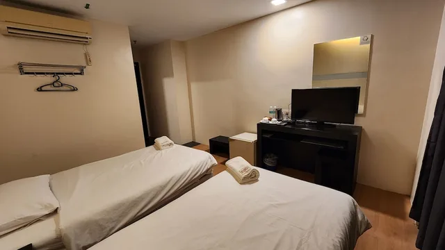 غرفة قياسية بسريرين منفصلين، Fair Park Hotel 4/7