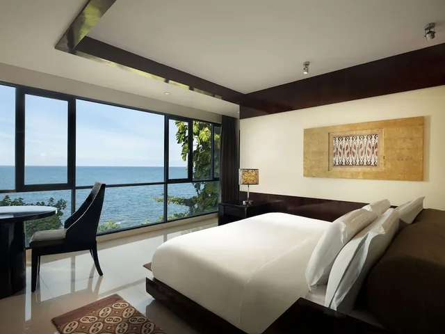 2 Bedrooms, Rainforest, Villa, 2 King Beds, Ocean Front, Banyan Tree Bintan 2/10