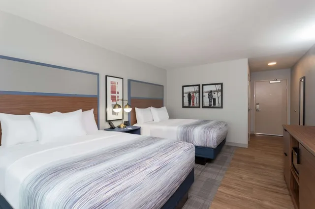 غرفة بسريرين كوين، AmericInn by Wyndham San Angelo 1/3